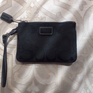 VINTAGE COACH WRISTLET